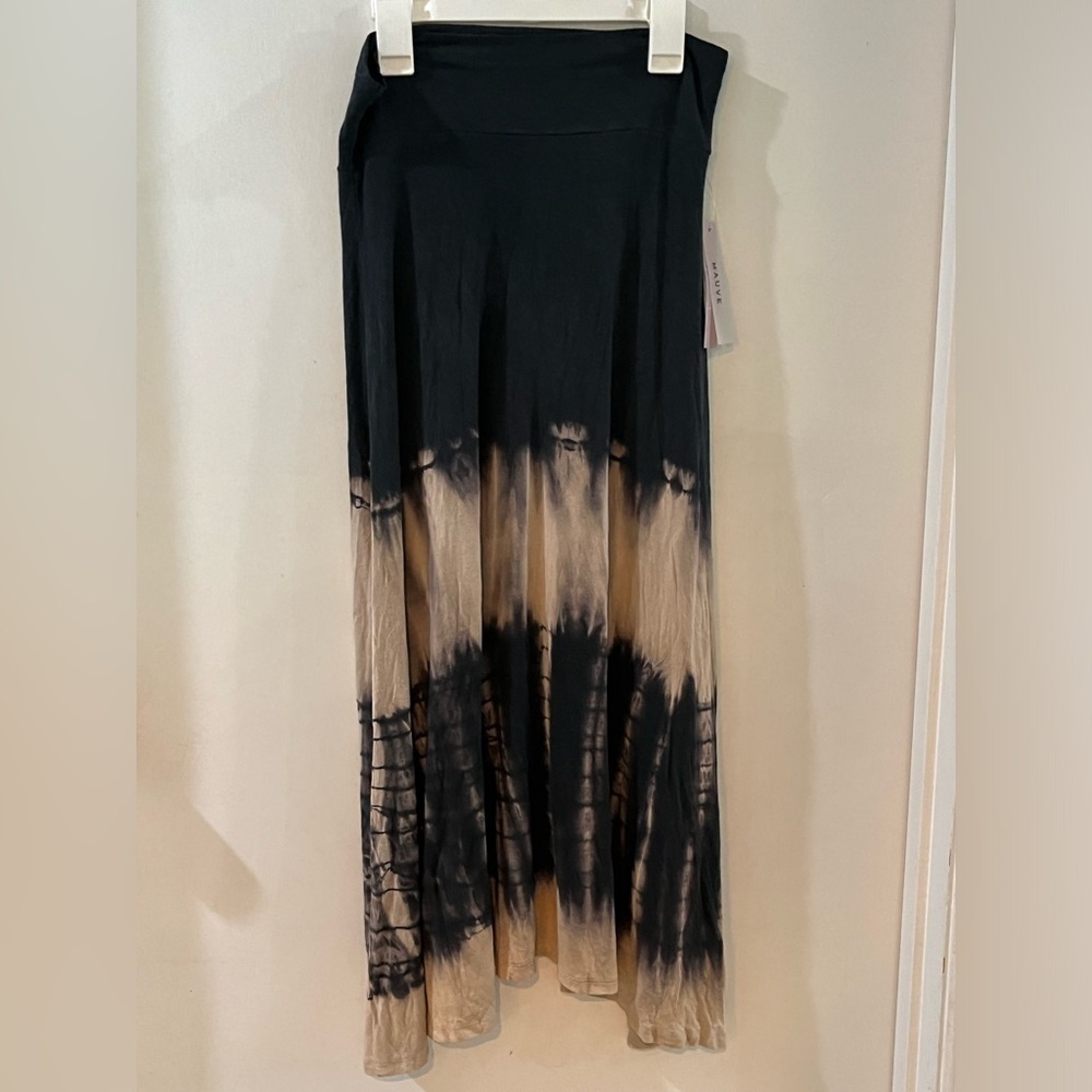 Mauve Black and Tan Maxi Skirt, size medium, NEW!